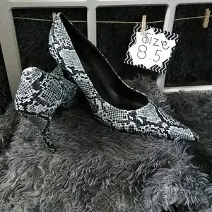 Pointed heels